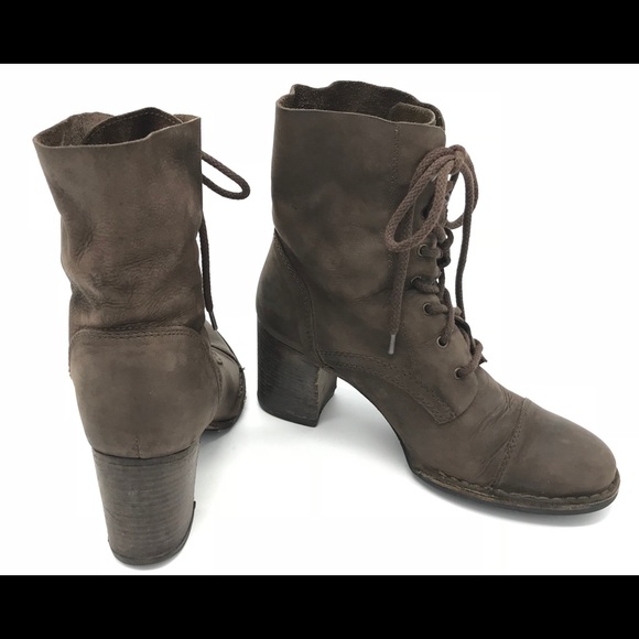 Cucai Leather Laceup Ankle Boots - Picture 2 of 4